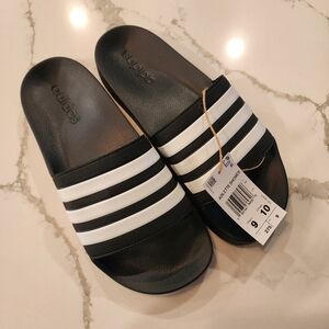 NWT Adidas Adilette Black and White Slide Sandals Mens 9 Womens 10